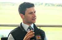 Murphy takes flight to ride Mawj in QEII Cup at Keeneland