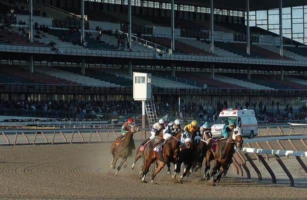 Aqueduct cancels Friday after roof treatment causes air issues