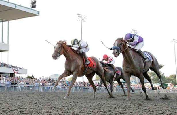 Looking for repeat, Background leads Longacres Mile field