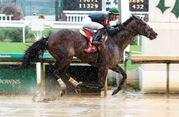 Bango sets record for most career wins at Churchill Downs