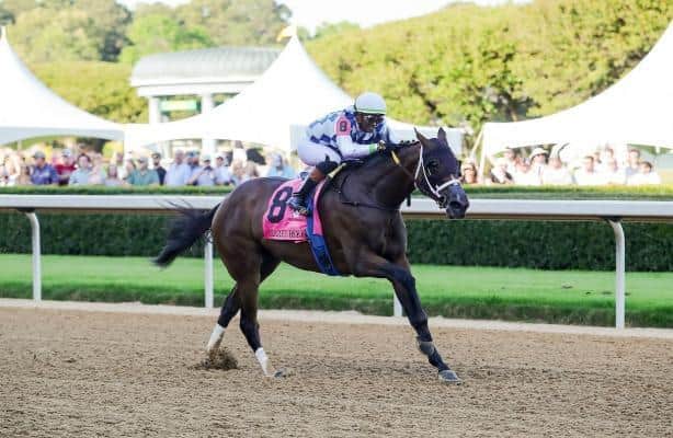 Claret Beret pulls off Apple Blossom upset over Nitrogen