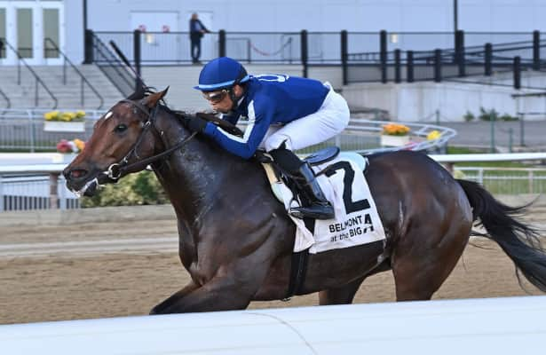 Ha cha cha cha. Durante captures Bold Ruler at Aqueduct