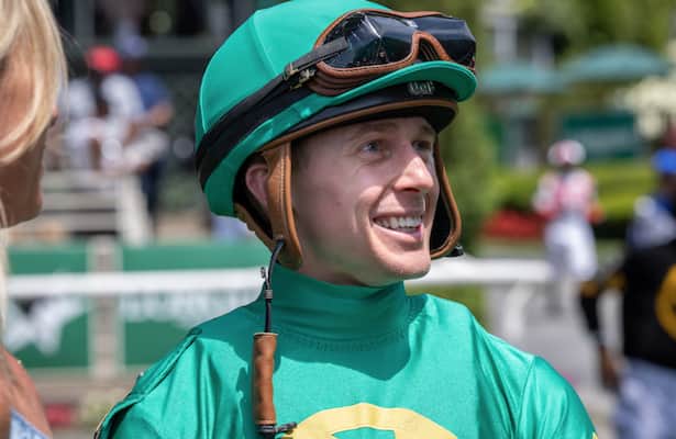 Odd couple may lead Dylan Davis to Belmont riding title
