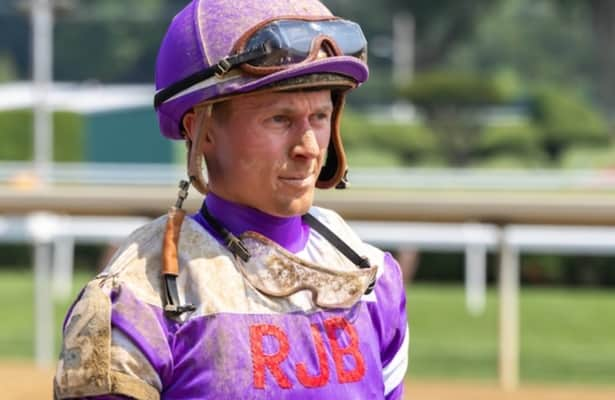 Davis is top NYRA rider for 2024, Brown leads trainers