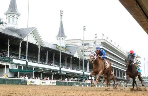 Highland Falls comes through in the end to win Blame Stakes