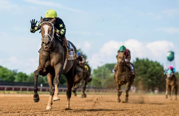 Honor D Lady rolls to 5 1/2-length win in Delaware Handicap