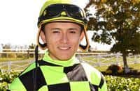 Jockey Kevin Gomez