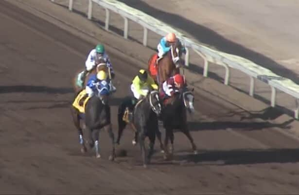 Mine That Star splits rivals, wins Downs at Albuquerque Handicap