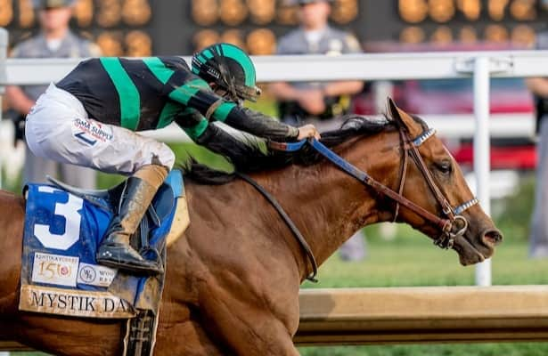 Kentucky Derby winner Mystik Dan works bullet Saturday