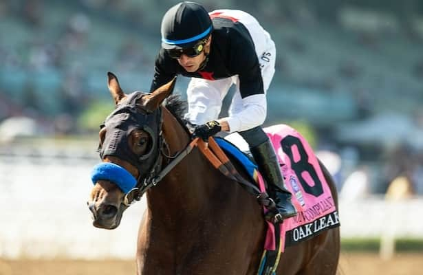 Santa Anita: Baffert wins Oak Leaf with Non Compliant