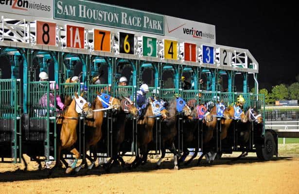 Barn Tour: One of Sam Houston's top trainers talks first weekend