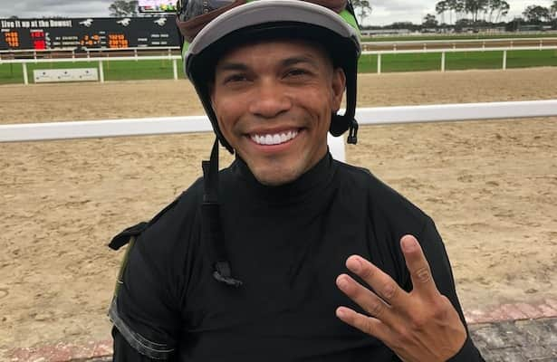 Tampa Bay Downs: Samy Camacho wins 4 on opening day