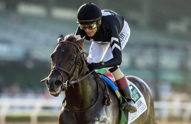 Straight No Chaser cruises in Santa Anita Sprint Championship