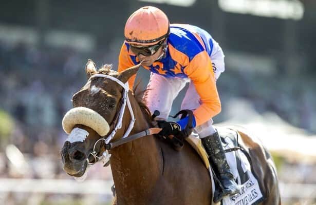 Santa Anita: Sugar Fish starts poorly, wins Summertime Oaks