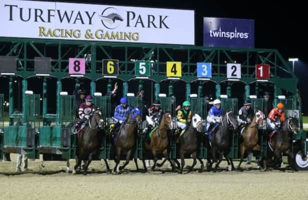 Turfway pushes Wednesday card to Sunday due to snowy forecast