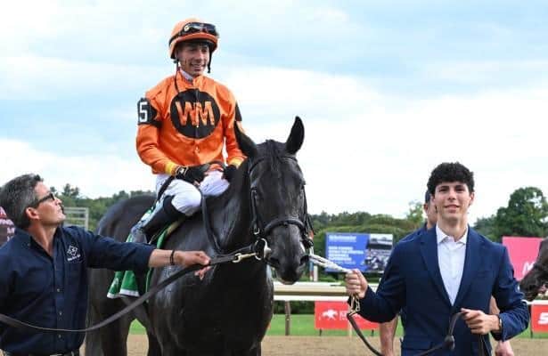 Saratoga: Velora moves to 2-for-2, wins Seeking the Ante