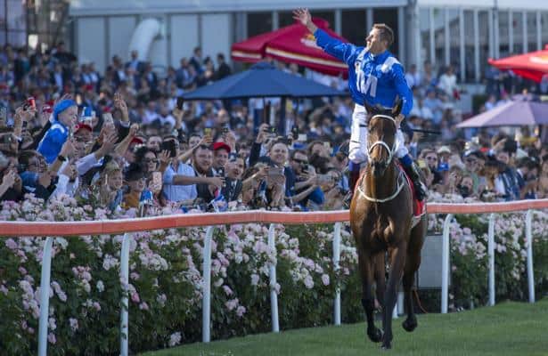 With Winx the 'world's best,' her next goal: go out on top