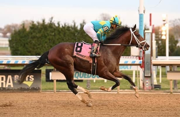 Horses to Watch: 2-year-old tries dirt, wins by 17 1/4 lengths