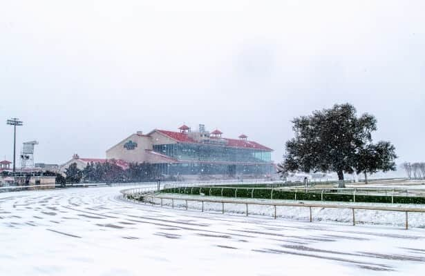 Fair Grounds track crew rises to challenge of snowstorm